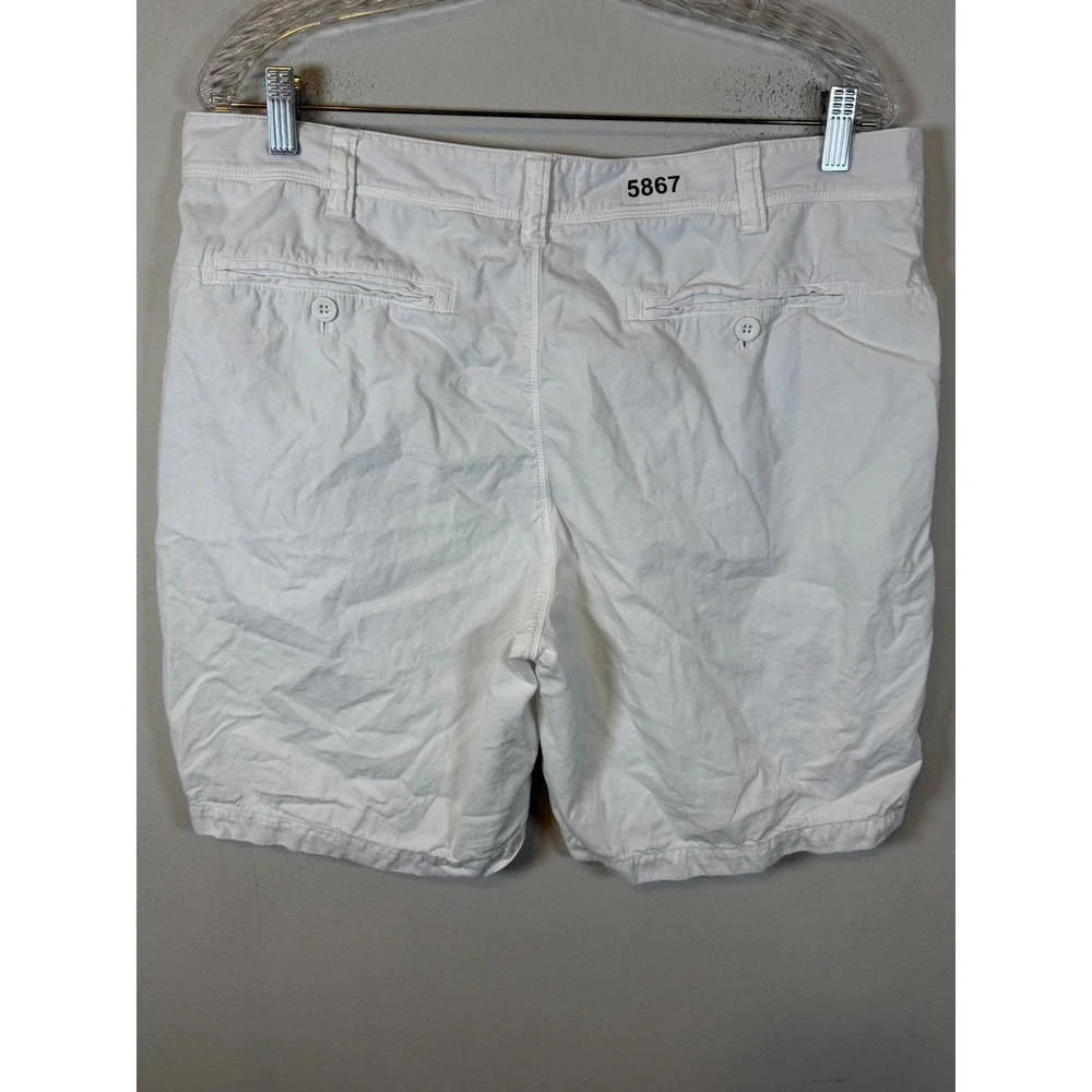 Barneys New York Mens Chino Shorts Flat Front White 36